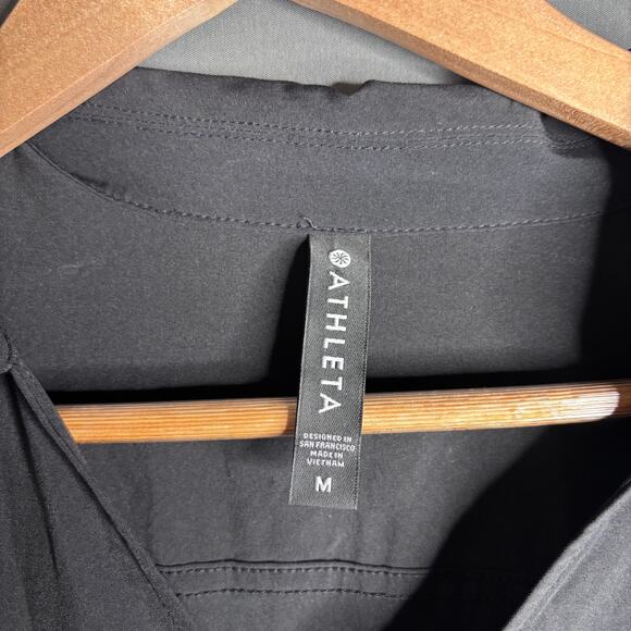 Athleta Zuma Shirtdress Black Size M NWT - Picture 5 of 6